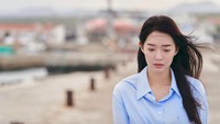 Di Our Blues, Shin Min Ah main bareng Kim Woo Bin meski tidak jadi pasangan di drama. (Foto: dok. tvN) 