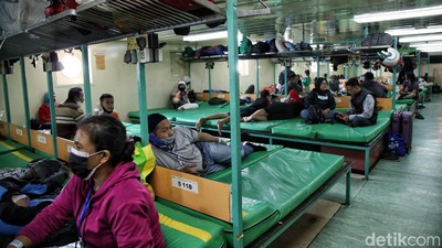 Suasana Mudik dengan Kapal Laut di Pelabuhan Tanjung Priok