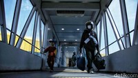 Kapal tersebut tidak hanya dapat mengangkut penumpang saja, tetapi juga dapat mengangkut muatan barang dan kendaraan.  