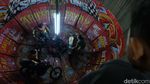 Terpana Atraksi Joki Tong Setan di Pasar Malam Pamulang
