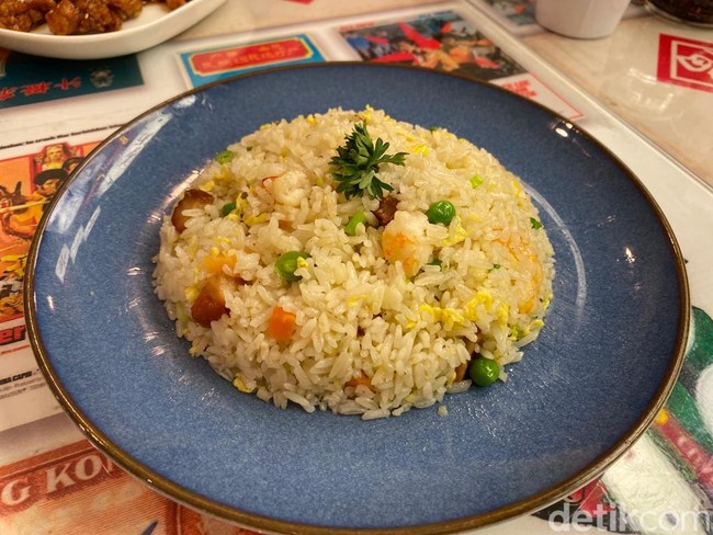 Three Uncles : Cha Siu Noodle dan General Wongs Chicken Halal ala Hong Kong