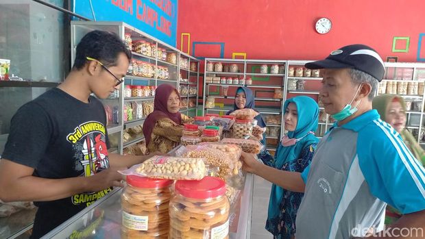 toko oleh-oleh khas sampang