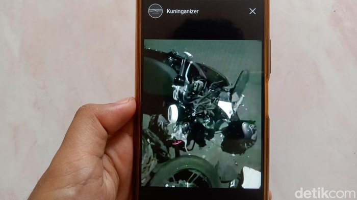 Video viral balap liar berujung tabrakan.
