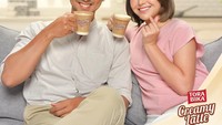 Sluurp! Secangkir kopi sedang asyik dinikmati Arya Saloka bersama Amanda Manopo. Ia memang beberapa kali memamerkan momen ngopinya.  Foto: Instagram @arya.saloka