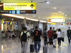 Vaksin Booster Jadi Syarat Naik Pesawat di Bandara Ngurah Rai