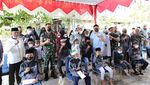 Bantuan Sembako untuk Warga Tidak Mampu di Kalbar