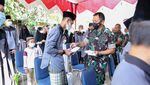 Bantuan Sembako untuk Warga Tidak Mampu di Kalbar