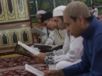 Surat al-Ikhlas: Arab, Latin dan Terjemahannya