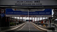 Disampaikan Sambodo, nantinya jika kepadatan arus kendaraan mulai terurai maka, ruas tol layang akan kembali dibuka normal.