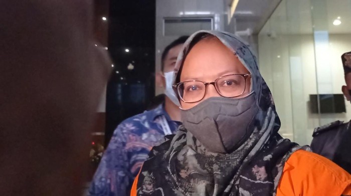 Bupati Bogor Ade Yasin Saat Hendak Menuju Rutan KPK