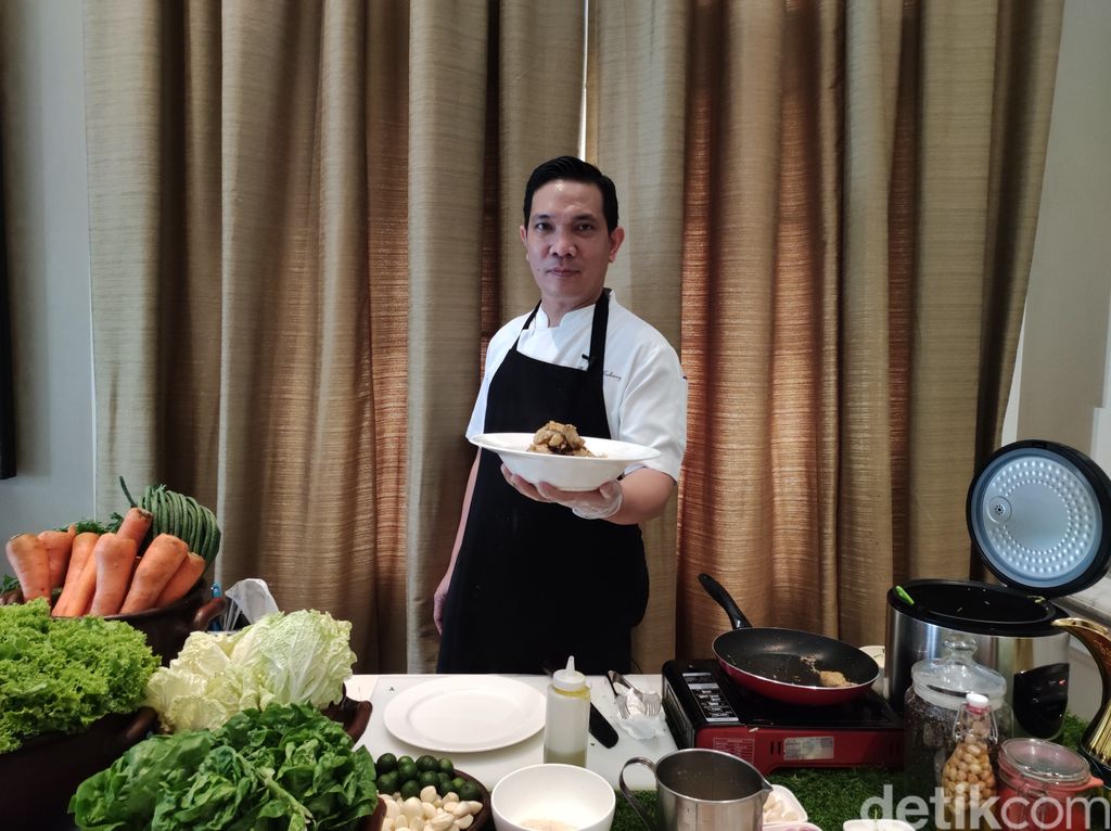 Chef Tobing The Hermitage Jakarta