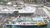 Mereka akan menyebrang ke pulau Jawa maupun ke pulau Sumatera.