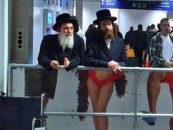 Deretan Foto yang Sayang Dilewatkan, Bikin Ngakak hingga Geleng-geleng