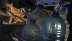 Ukraina Krisis Air Bersih, Warga Antre Buat Minum dan Cuci-cuci