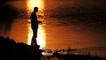 Seru Abis! Memancing Saat Senja Merona