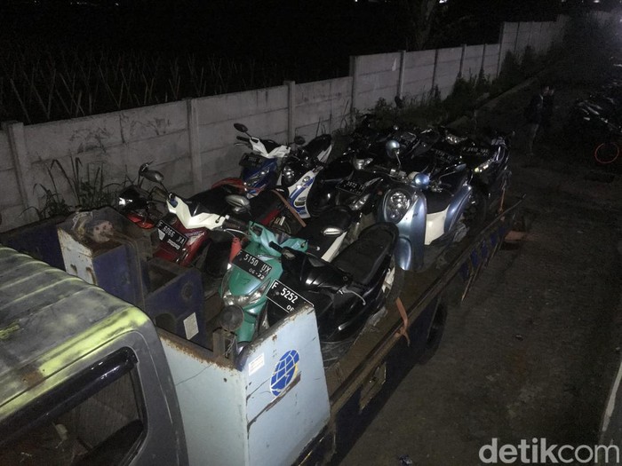 Kendaraan milik anggota geng motor di Sukabumi yang disita.