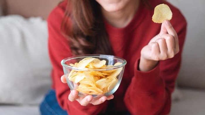 Cara Simpan Keripik Kentang Agar Awet Renyah