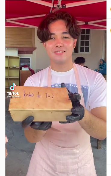 Kisah penjual kebab ganteng