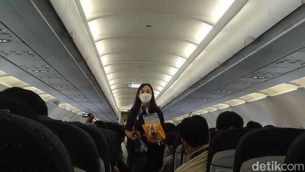 Menjajal Pelita Air Terbang Perdana Jakarta-Bali