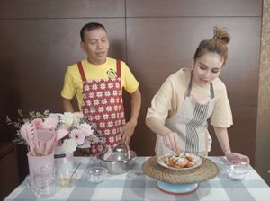 Menu Buka Puasa ala Ayu Ting Ting, Ada Pisang Goreng Andalan Ayah Ojak