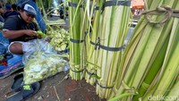 Seperti diketahui, ketupat menjadi salah satu santapan yang kerap hadir di momen lebaran.