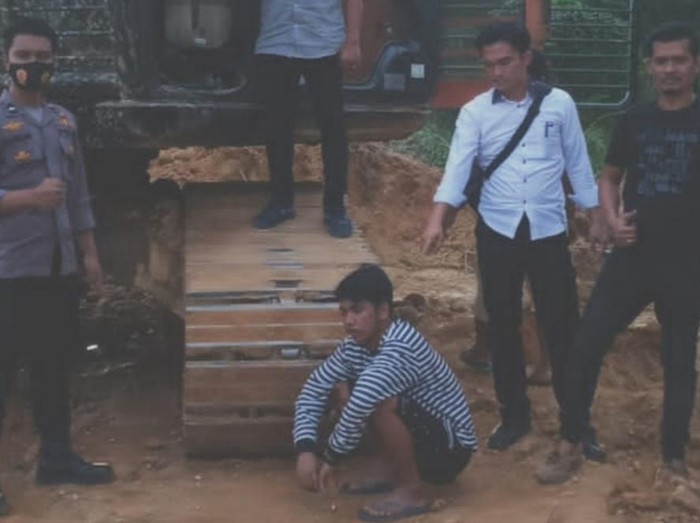 Penangkapan diduga pelaku tambang emas ilegal di Madina