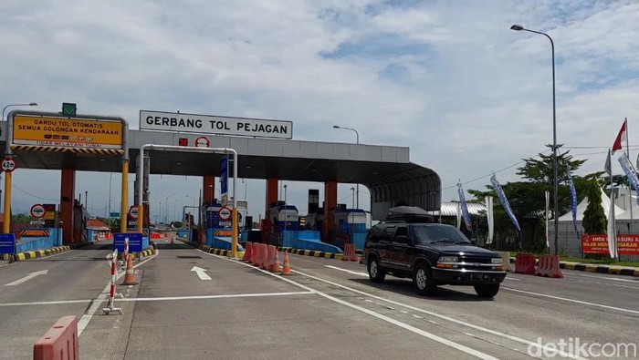 Pintu tol Pejagan, Brebes, Kamis (28/4/2022).