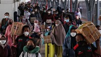 Lebaran tahun ini, pemerintah membolehkan masyarakat mudik dengan beberapa syarat tertentu seperti tes PCR hingga vaksin booster. Pradita Utama/detikcom