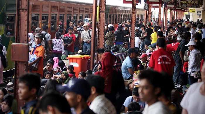 Potret Tradisi Mudik dari Masa ke Masa Potret Tradisi Mudik dari Masa ke Masa