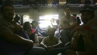 Fenomena mudik ini menjadi suatu euforia yang luar biasa, tidak hanya bagi umat muslim saja bahkan non muslim sekalipun. Dimas Ardian/Getty Images