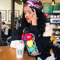 Walau mendatangkan uang dan kebanggaan, jadi peniru Rihanna pun ada risikonya. Priscilla mengaku sering mendapat komentar tidak menyenangkan dari haters dari penyanyi tersebut. Mereka benar-benar menghinaku. Beberapa sangat kasar. Tapi aku tidak memperdulikannya dan aku memberi semua atensiku pada komentar positif yang relevan, katanya.Foto: Instagram @priscila.beatrice