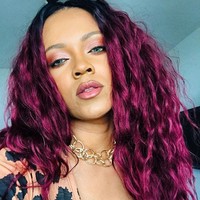 Sebelumnya kemiripan Priscila dengan Rihanna bikin heboh di negaranya. Wanita tersebut pertama kali viral pada 2020 ketika mengunggah video yang menirukan gaya pacar A$AP Rocky tersebut. Sejak saat itu, ia jadi terkenal bahkan pernah diundang ke acara televisi nasional.Foto: Instagram @priscilla.beatrice