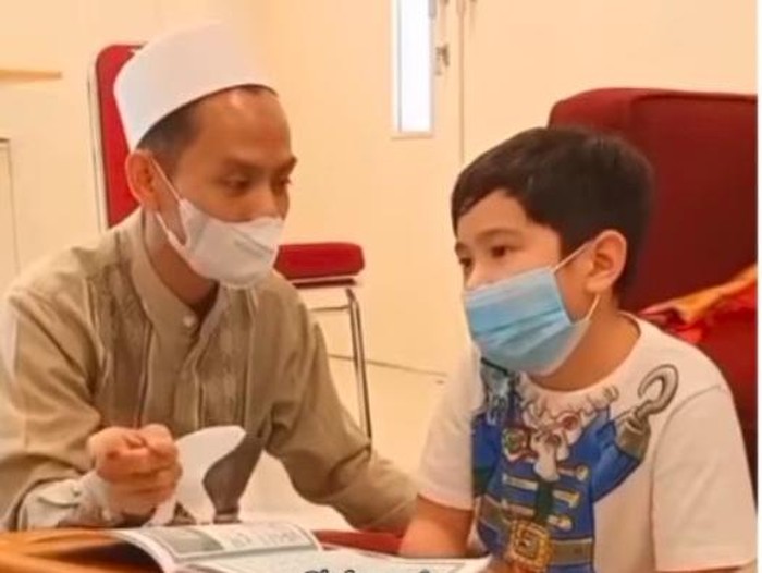 Rafathar masuk pesantren.