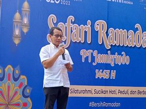 Ribuan Paket Sembako untuk Warga Bali