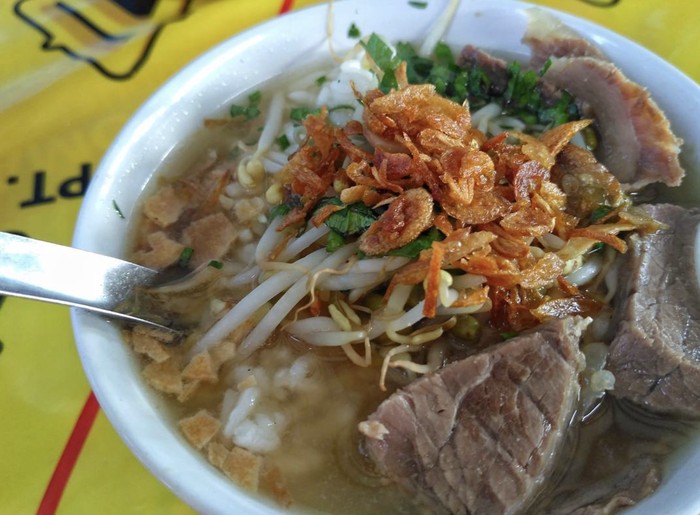 5 Tempat Makan Enak di Rest Area Pendopo KM 356, Mampir Yuk!