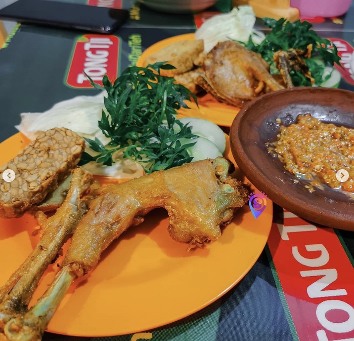 5 Tempat Makan Enak di Rest Area Pendopo KM 356, Mampir Yuk!