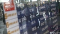Executive General Manager Bandara Soekarno-Hatta Agus Haryadi berujar, jumlah penumpang yang merata itu salah satunya dipengaruhi pengaktifan kembali Sub Terminal 1A.