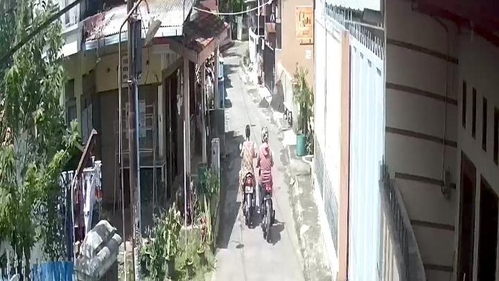 Emak-emak di Kudus dijambret pemotor misterius