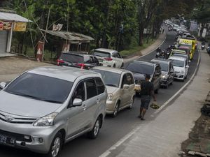 H-3 Lebaran, Lalu Lintas di Jalur Nagreg-Limbangan Terpantau Padat