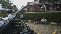 Bagi sopir atau orang tua bisa istirahat sejenak dan anak menunggu dengan bermain di taman bermain agar tidak rewel.