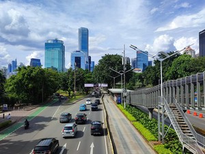 Menikmati Jalan Jakarta yang Kini Sepi Kala Libur Lebaran