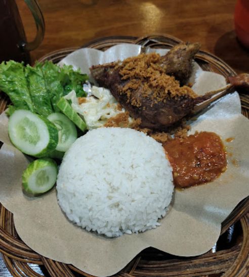 Restoran di Rest Area Cipali