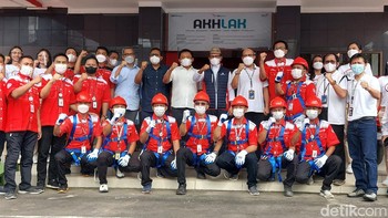 Menkominfo bersama jajaran Telkom dan teknisi berkomitmen tetap siaga di musim mudik lebaran kali ini. Foto: detikINET/Agus Tri Haryanto