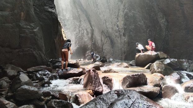 Objek wisata alam populer di Majalengka.