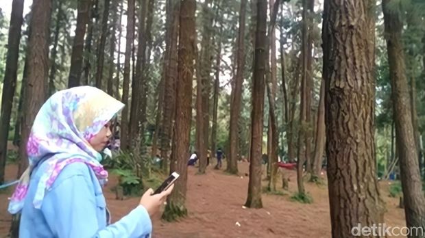 Objek wisata alam populer di Majalengka.