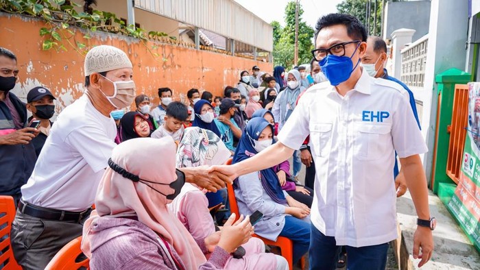 PAN Gelar Pasar Murah Jelang Lebaran Sebagai bentuk kepedulian Partai Amanat Nasional (PAN) kepada masyarakat ditengah melonjaknya harga-harga kebutuhan pokok menjelang perayaan Hari Raya Idul Fitri (lebaranl) Dewan Pimpinan Wilayah PAN DKI Jakarta menggelar PAN -SAR - MURAH. Kegiatan ini digelar di enam wilayah DKI Jakarta.