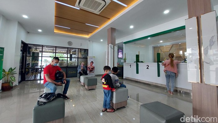 Pegadaian di Surabaya