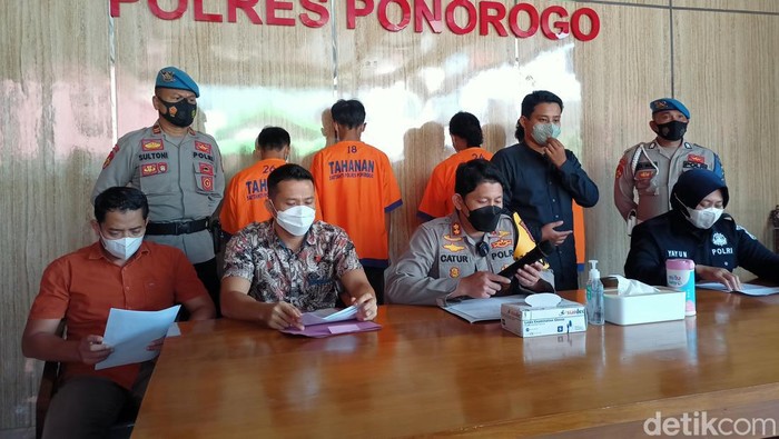 petasan di ponorogo