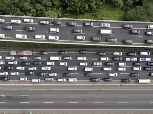 KM 70 Tol Japek hingga Km 414 Tol Kalikangkung Berlaku One Way Malam Ini