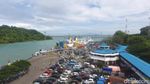 Potret Udara Antrean Kendaraan di Pelabuhan Merak Saat H-3 Lebaran